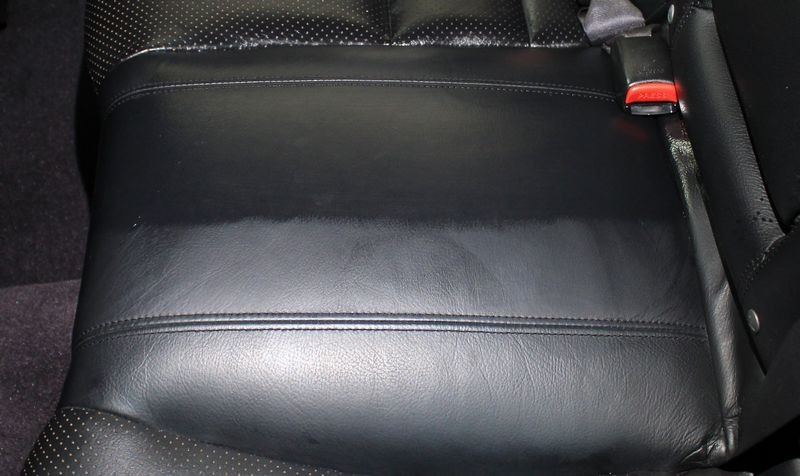 Whether your leather seats are lightly dirty or heavily stained, @gyeon.usa  has a solution for you with their mild and heavy leather…