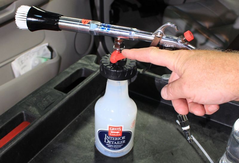 Review and how-to: The Griot's Garage Air Pulse Cleaning Gun by Mike  Phillips