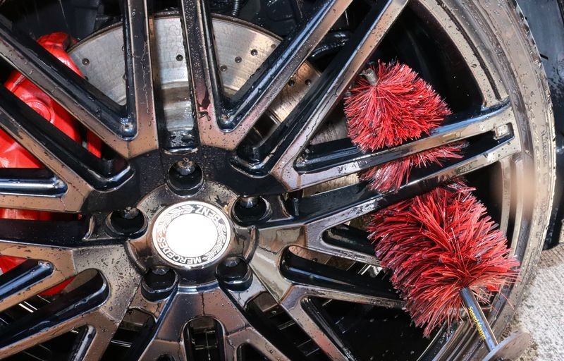 Speed Master Wheel Brush | Memory Foam Bristles | Safe on All Wheel Types |  Clean Your Wheels with Ease!