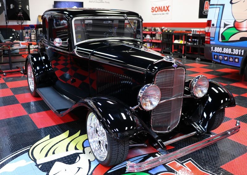 Ceramic Paint Coating for a 1932 Ford Streetrod Mike Phillips