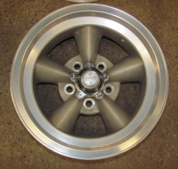 American Racing Polished Aluminum Wheel Polish