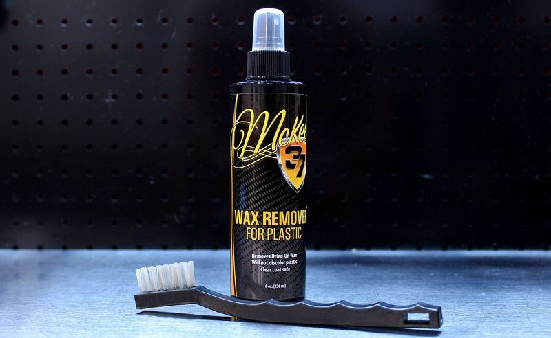 McKees’s 37 Wax Remover For Plastic