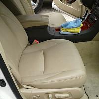 Whoa, my '08 Lexus leather seats. What's happening-20191227_110024-jpg
