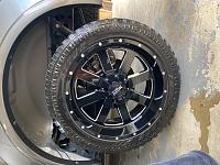 Shiny water based tire dressing-a76cdde5-1f33-4761-825c-d7e6c37ed083-jpg