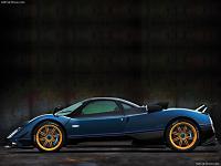 Best car in 2011-pagani-zonda_tricolore_2011_800x600_wallpaper_03-jpg