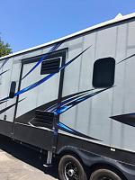 Question/Concerns Regarding 5th Wheel Extrior Sidewall Condition-thumbnail_20200823_071829-jpg