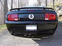 Black 2005 Mustang-detail-rear-jpg
