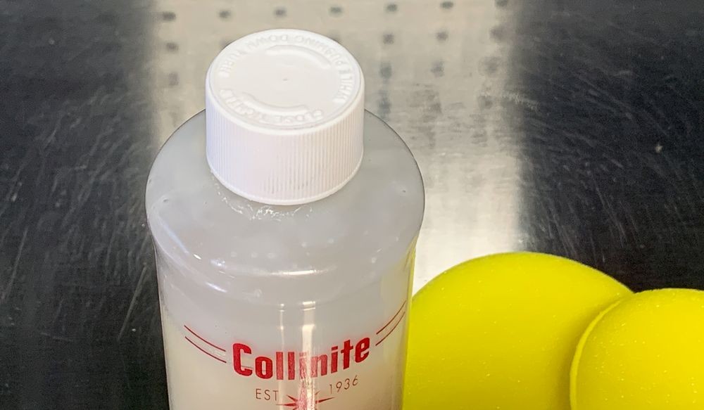 Image showing the type of cap on the Collinite bottle.