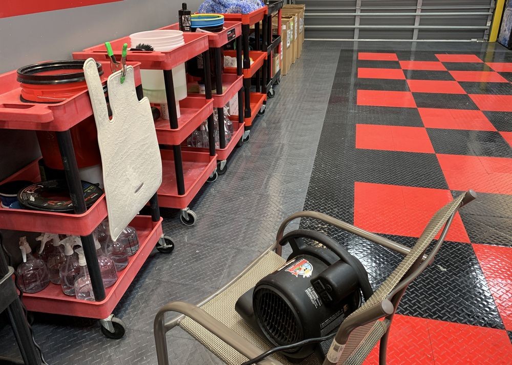 A Shop Vac Air Mover can also be used to dry the carpets.